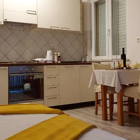 Apartment Sweet Antonio *